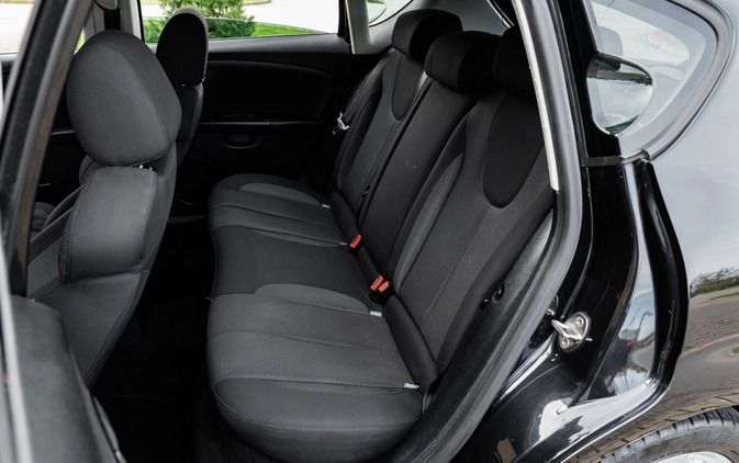 Seat Leon cena 21900 przebieg: 253000, rok produkcji 2007 z Radom małe 667